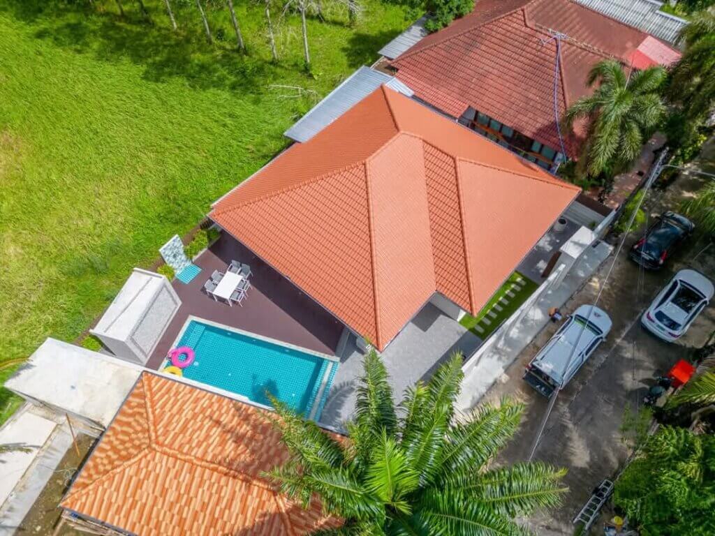 Rent 3 bedroom pool villa close to Blue Tree